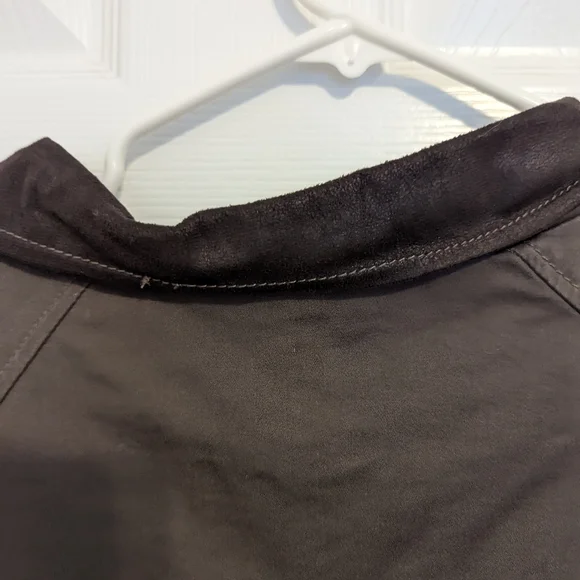 Jacket - Picture 9 of 10